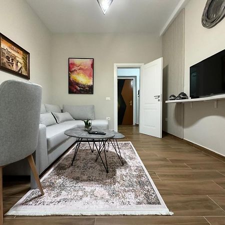 Ami Blloku Apartament Тирана Экстерьер фото