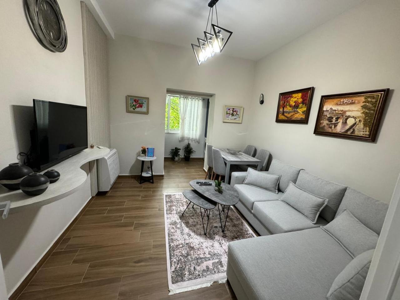 Ami Blloku Apartament Тирана Экстерьер фото
