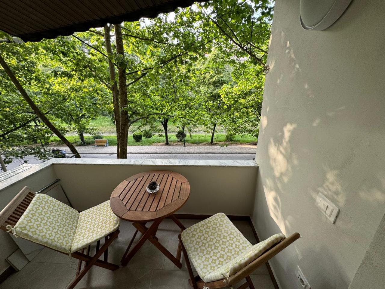 Ami Blloku Apartament Тирана Экстерьер фото